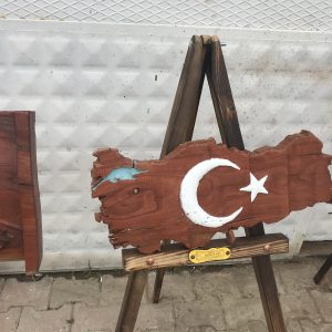 TÜRKIYE HARITASI BAYRAK OKALIPTUS 580X265X25.a